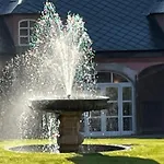 Zamecka Stodola - Cerveny Hradek U Sedlcan Holiday home *