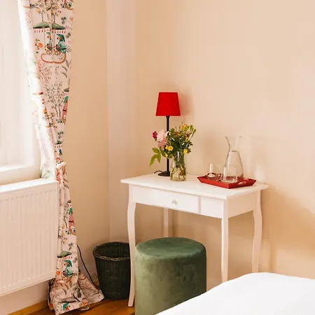 Zámecká Stodola - červený Hrádek U Sedlčan Prázdninový dům *