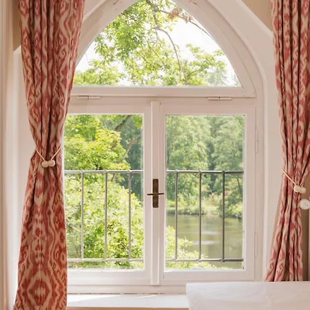 Zámecká Stodola - červený Hrádek U Sedlčan Prázdninový dům *