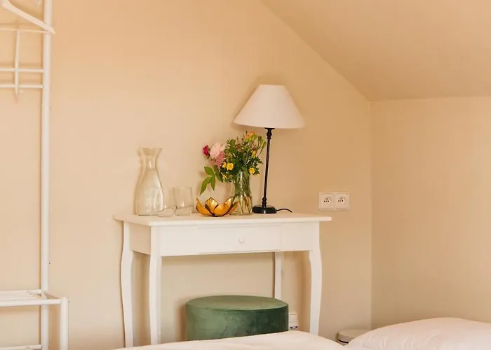 Dom wakacyjny Zamecka Stodola - Cerveny Hradek U Sedlcan