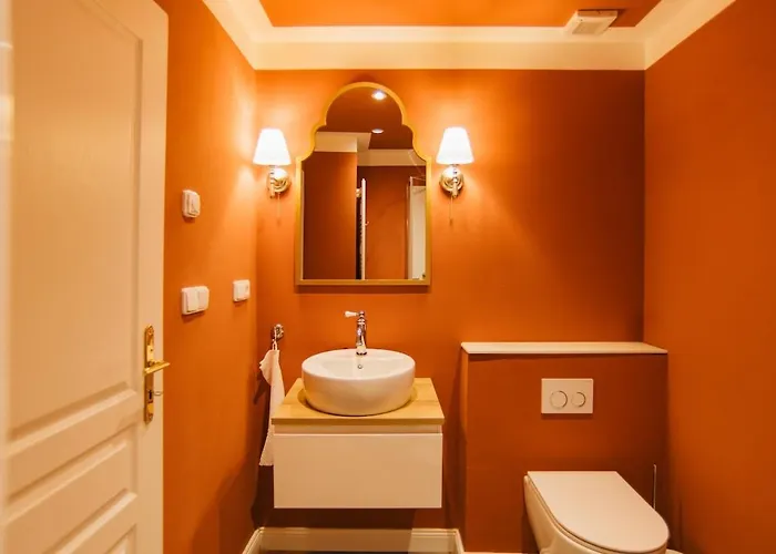 Zamecka Stodola - Cerveny Hradek U Sedlcan *