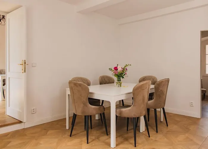 Dom wakacyjny Zamecka Stodola - Cerveny Hradek U Sedlcan