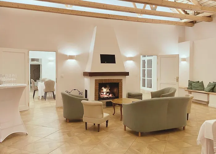 Zamecka Stodola - Cerveny Hradek U Sedlcan Dom wakacyjny Selčan